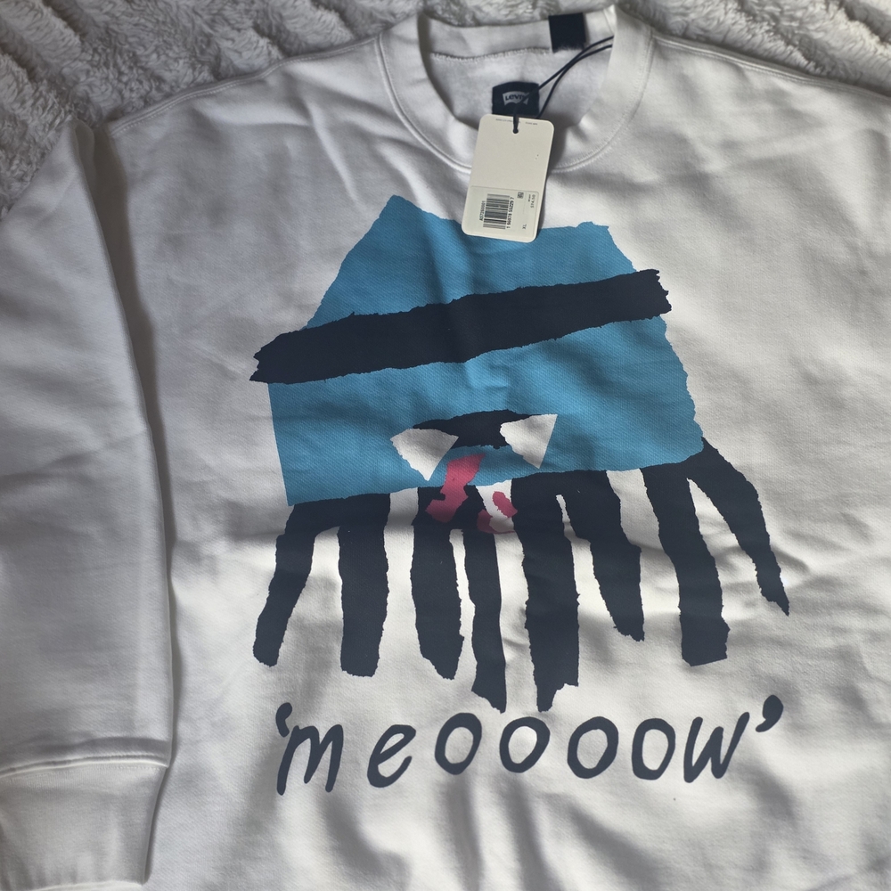 LEVI'S White Sweatshirt with Blue and Black Cat Design